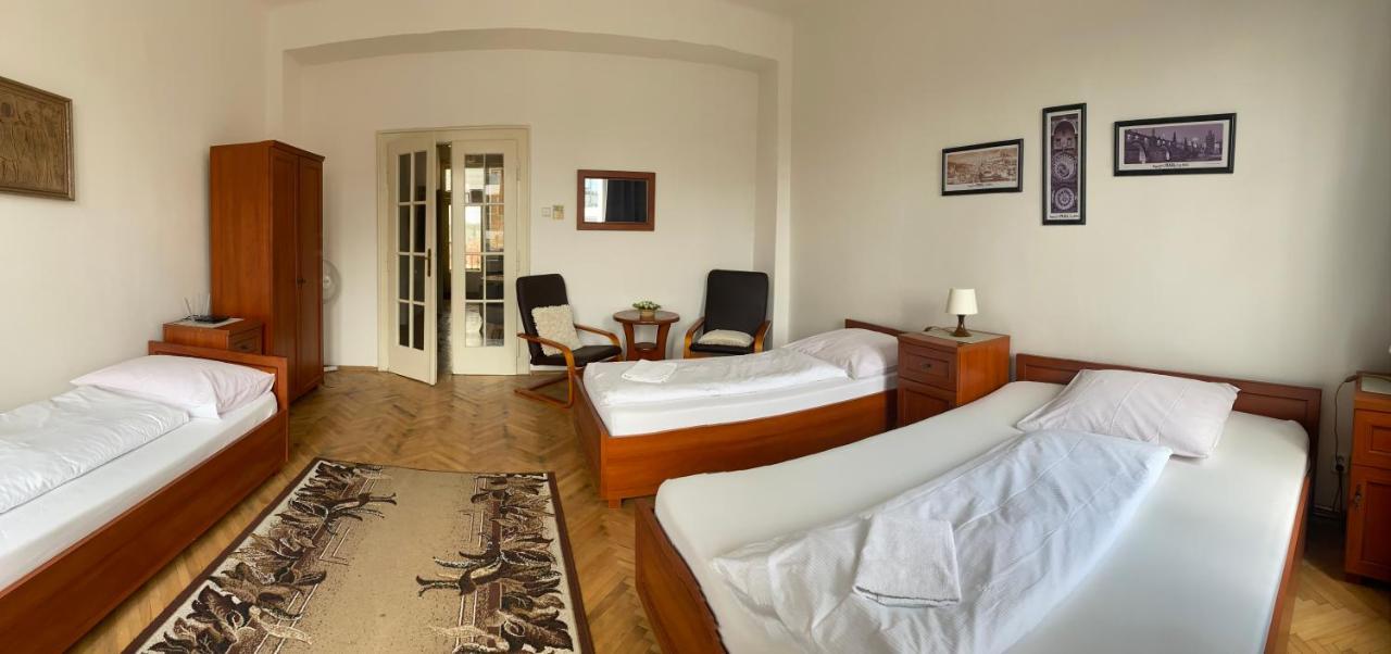Apartman Kaiser Prag Exteriör bild