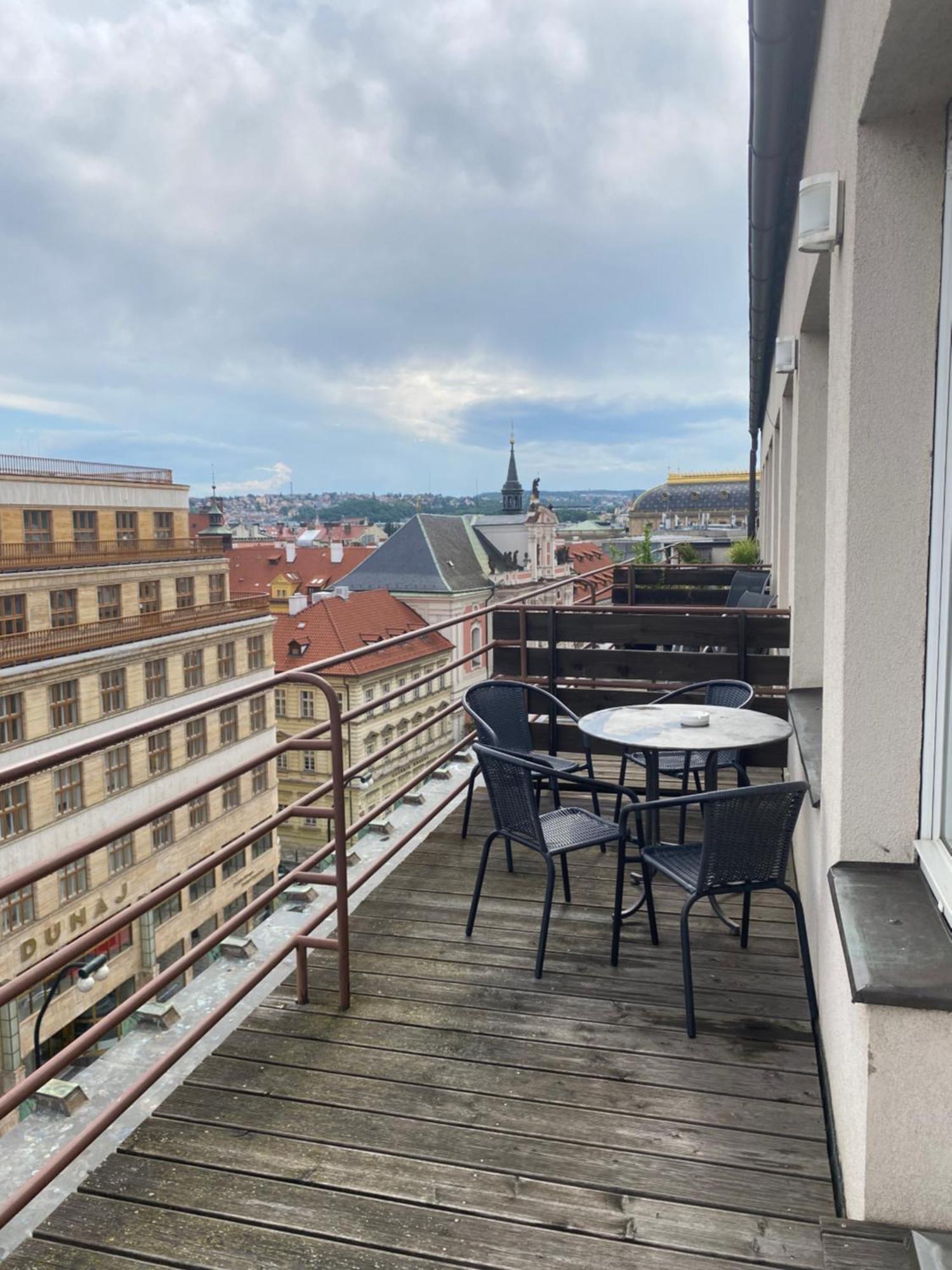 Apartman Kaiser Prag Exteriör bild