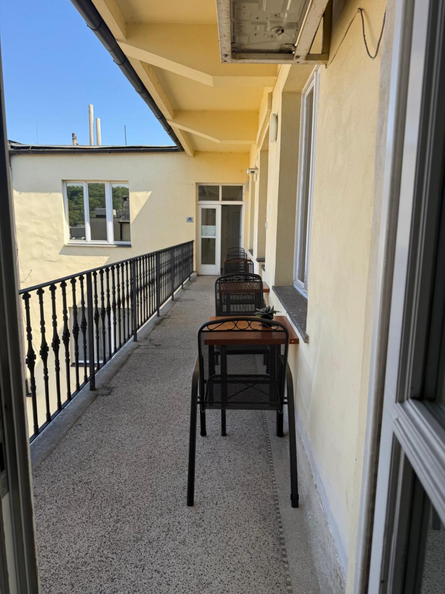 Apartman Kaiser Prag Exteriör bild