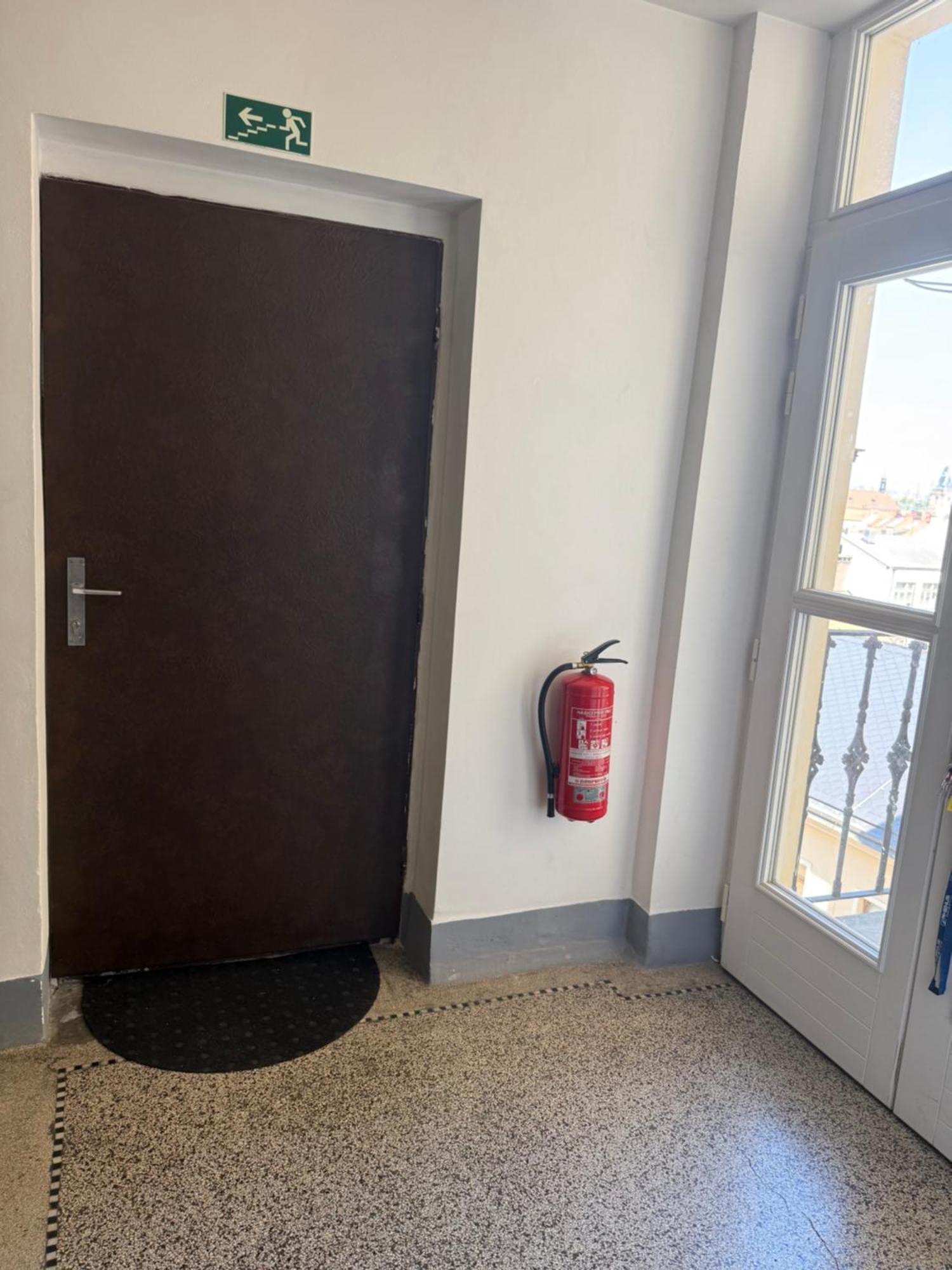 Apartman Kaiser Prag Exteriör bild