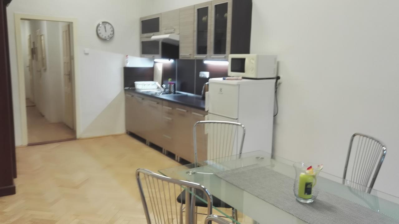 Apartman Kaiser Prag Exteriör bild