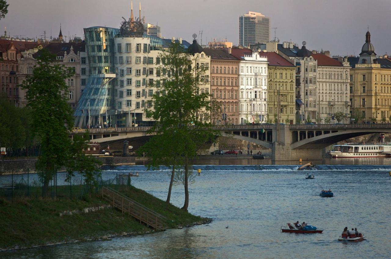Apartman Kaiser Prag Exteriör bild